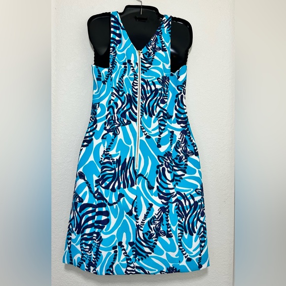 LILLY PULITZER “I’m game” blue and white Madeline shift dress size 4 EUC - Picture 6 of 9